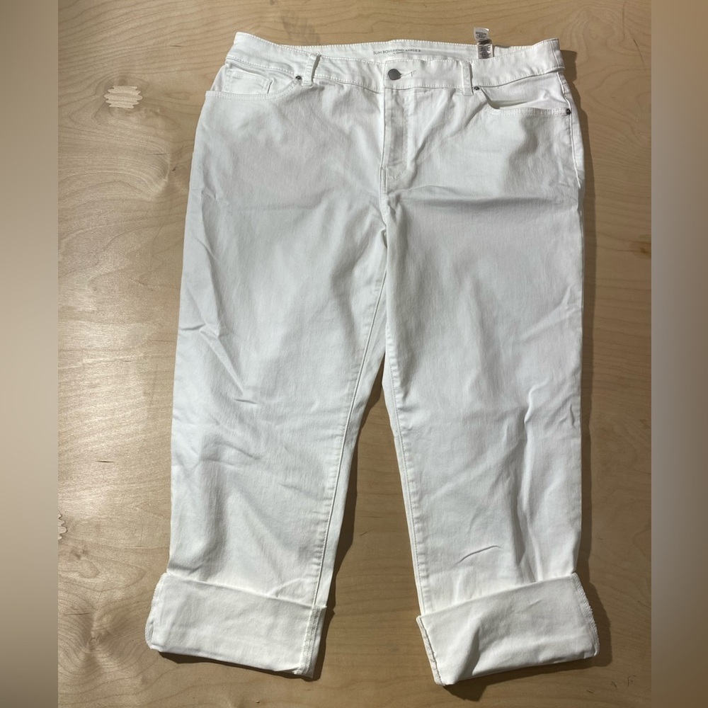 Chico’s Slim Boyfriend Ankle White Denim Jeans Size 3 (MZ) - Picture 2 of 7